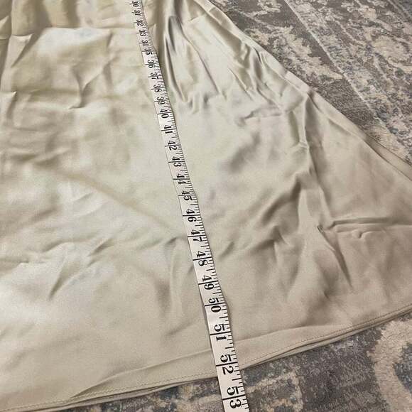 Sold - Picture 3 of 5